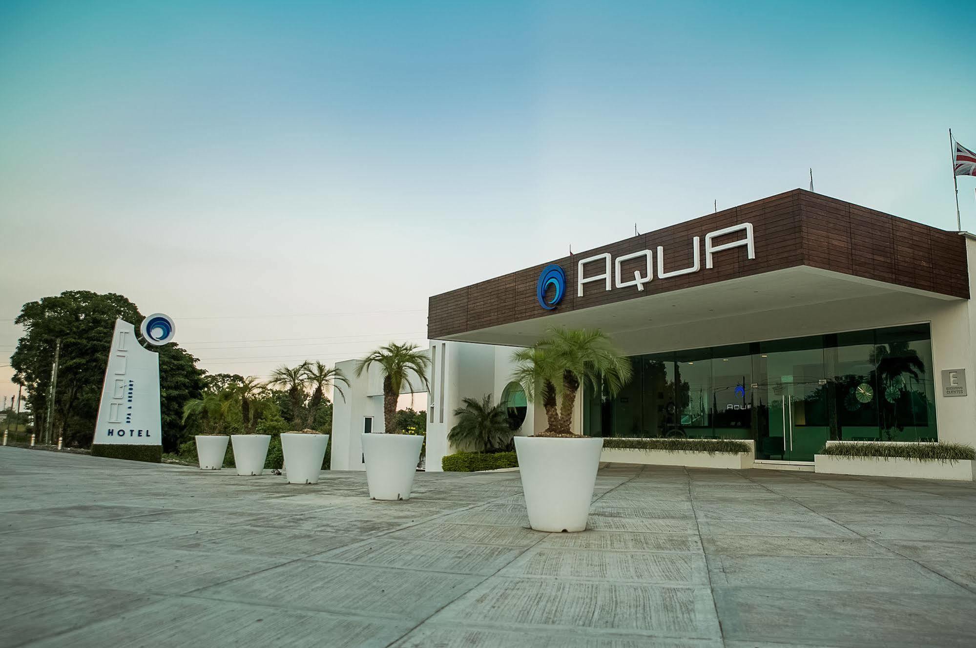 Hotel Aqua Spa & Resort Martínez de La Torre Екстериор снимка